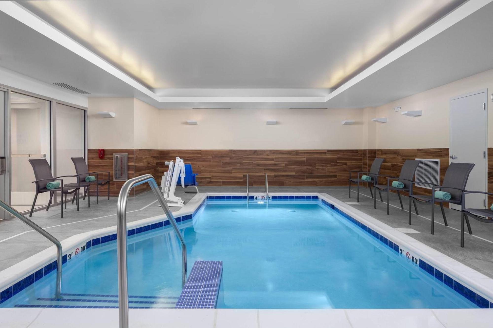Fairfield Inn & Suites By Marriott Kenosha Pleasant Prairie Esterno foto